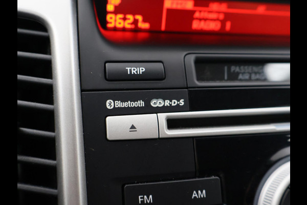 Kia Venga 1.6 CVVT AUTOMAAT + STUUR/STOELVERWARMING | PARKEERSENSOREN | LMV | CLIMATE CONTROL