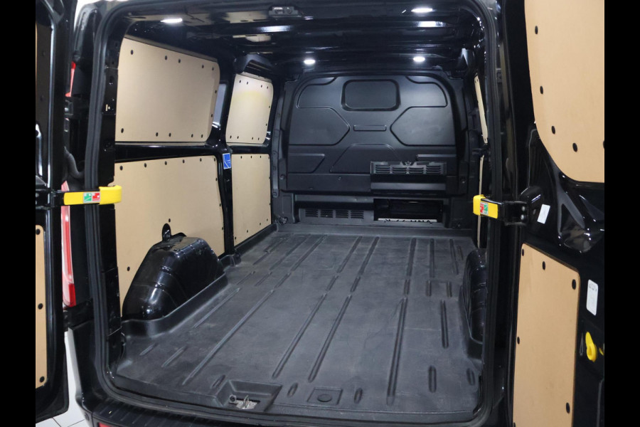 Ford Transit Custom 2.0 TDCI 170 PK AUT. L2H1 LIMITED + RAPTOR GRILLE | TREEPLANKEN | CARPLAY | TREKHAAK | CAMERA