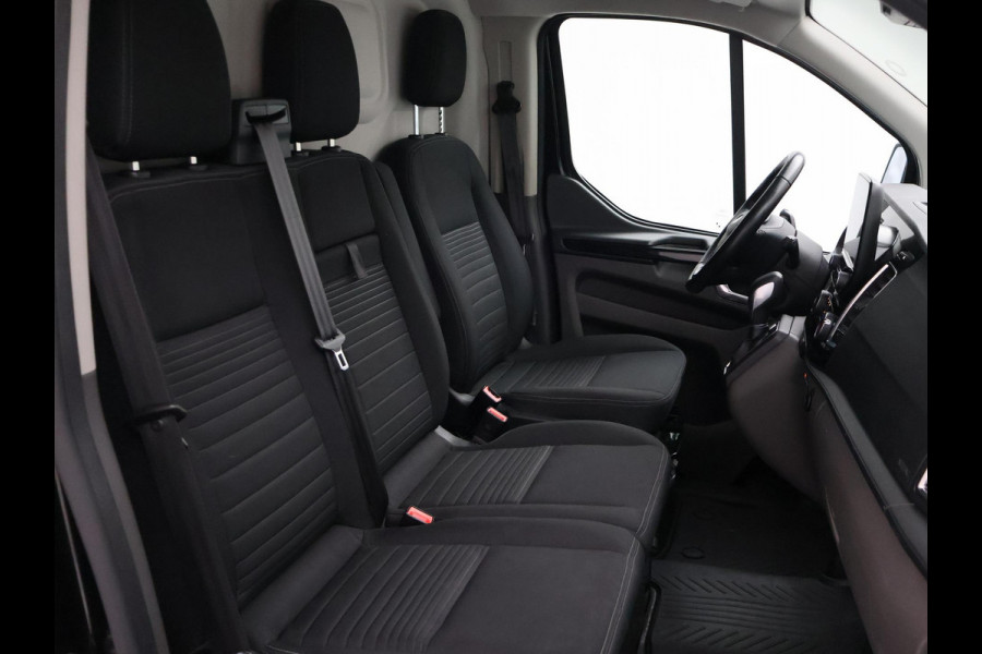 Ford Transit Custom 2.0 TDCI 170 PK AUT. L2H1 LIMITED + RAPTOR GRILLE | TREEPLANKEN | CARPLAY | TREKHAAK | CAMERA