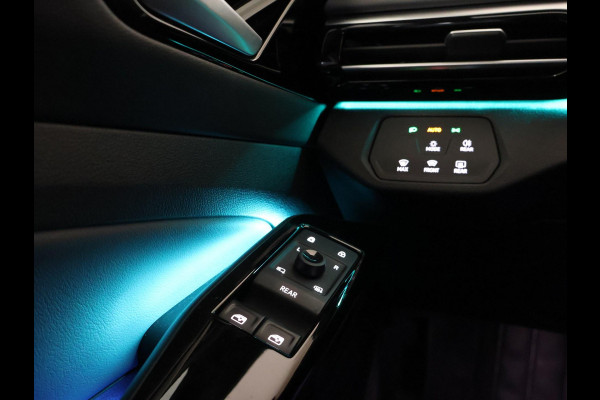 Volkswagen ID.5 PRO 77 kWh *KINGS RED* + STUUR/STOELVERWARMING | SFEERVERLICHTING | ORIG. NL