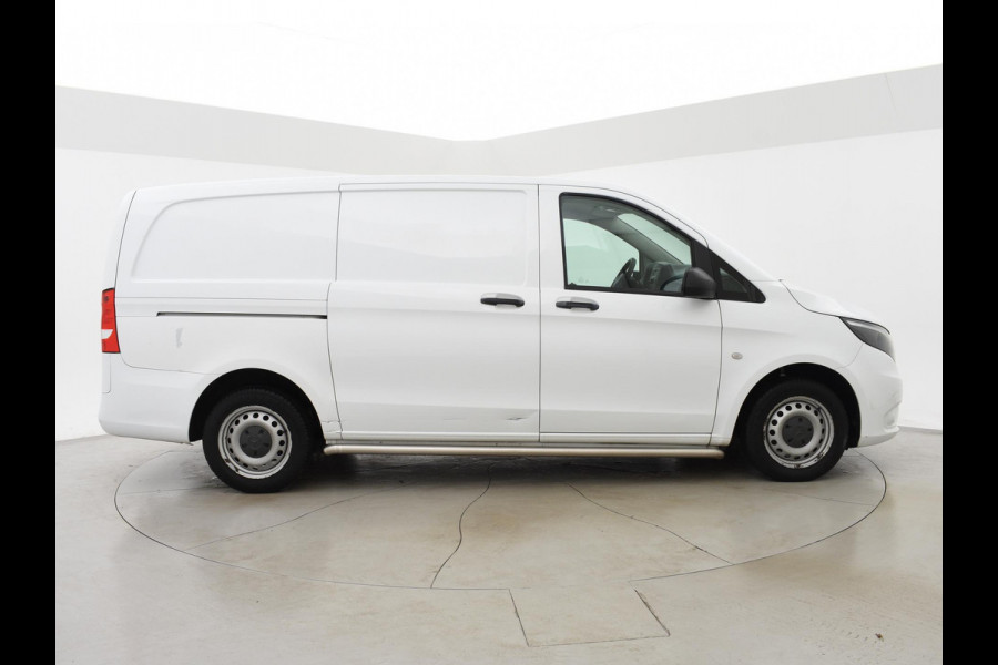 Mercedes-Benz Vito 111 CDI LANG BESTELAUTO VAN HET JAAR EDITIE + TREKHAAK / CRUISE / SIDEBARS