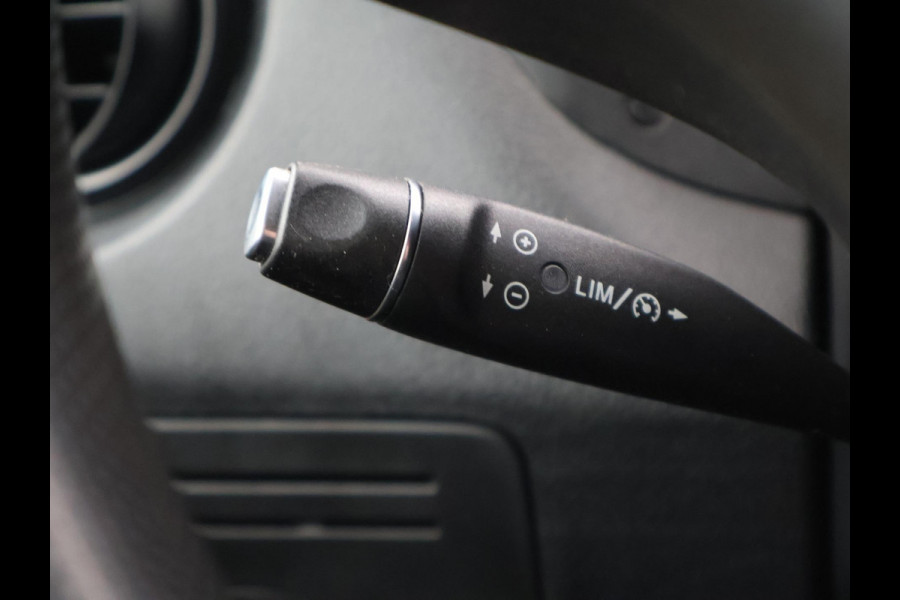 Mercedes-Benz Vito 111 CDI LANG BESTELAUTO VAN HET JAAR EDITIE + TREKHAAK / CRUISE / SIDEBARS