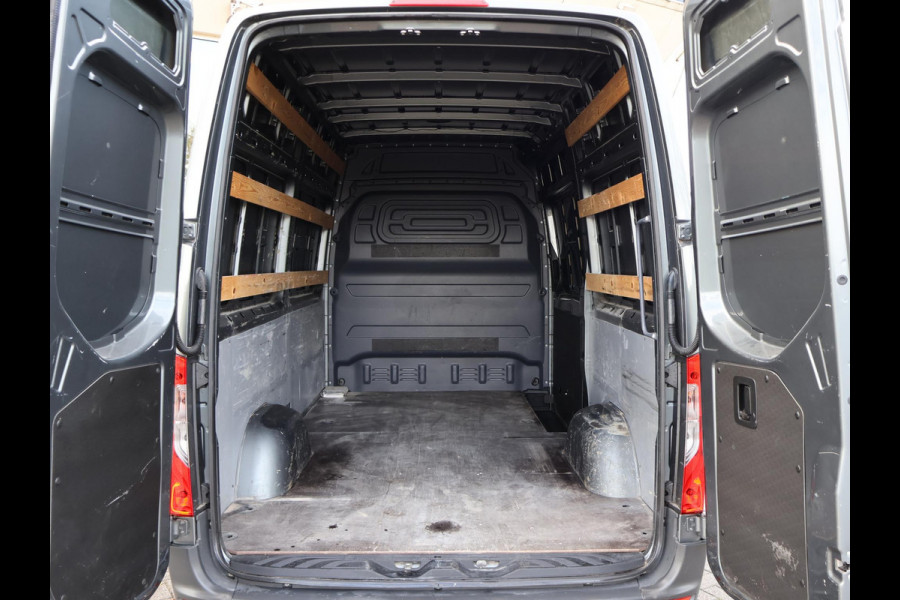 Mercedes-Benz Sprinter 314 2.2 CDI 143 PK L2H2 SELENIETGRIJS METALLIC *118.204 KM* + TREKHAAK | AIRCO