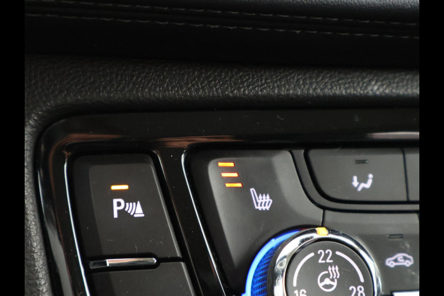 Opel Mokka X 1.4 TURBO 140 PK INNOVATION + LEDER | STUUR/STOELVERW. | APPLE CARPLAY | TREEPLANKEN