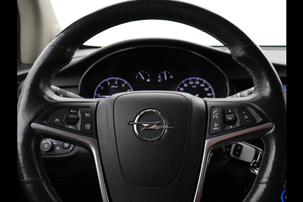 Opel Mokka X 1.4 TURBO 140 PK INNOVATION + LEDER | STUUR/STOELVERW. | APPLE CARPLAY | TREEPLANKEN