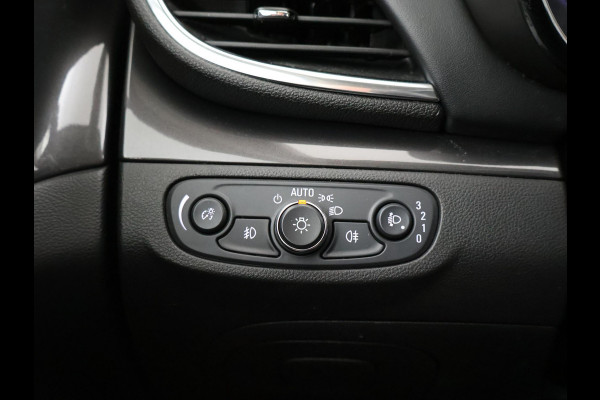 Opel Mokka X 1.4 TURBO 140 PK INNOVATION + LEDER | STUUR/STOELVERW. | APPLE CARPLAY | TREEPLANKEN