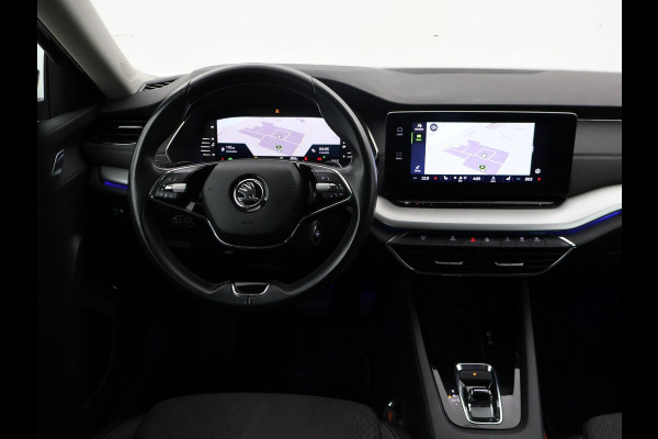 Škoda Octavia Combi 1.5 e-TSI AUT. + 18 INCH | ADAPTIVE CRUISE | LED | VIRTUAL COCKPIT | SFEERVERLICHTING | CAMERA | CARPLAY | STOELVERW.