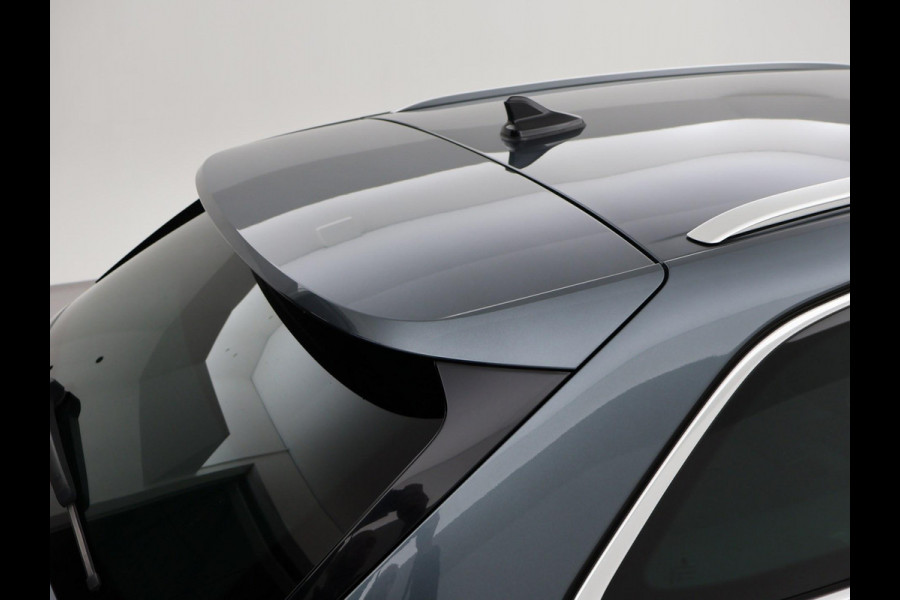 Škoda Octavia Combi 1.5 e-TSI AUT. + 18 INCH | ADAPTIVE CRUISE | LED | VIRTUAL COCKPIT | SFEERVERLICHTING | CAMERA | CARPLAY | STOELVERW.