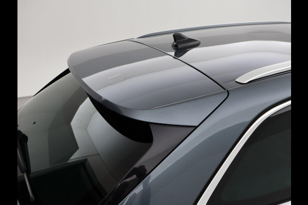 Škoda Octavia Combi 1.5 e-TSI AUT. + 18 INCH | ADAPTIVE CRUISE | LED | VIRTUAL COCKPIT | SFEERVERLICHTING | CAMERA | CARPLAY | STOELVERW.