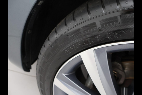 Škoda Octavia Combi 1.5 e-TSI AUT. + 18 INCH | ADAPTIVE CRUISE | LED | VIRTUAL COCKPIT | SFEERVERLICHTING | CAMERA | CARPLAY | STOELVERW.