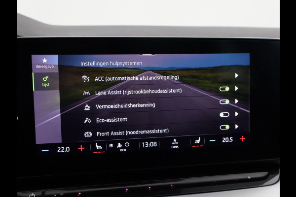 Škoda Octavia Combi 1.5 e-TSI AUT. + 18 INCH | ADAPTIVE CRUISE | LED | VIRTUAL COCKPIT | SFEERVERLICHTING | CAMERA | CARPLAY | STOELVERW.