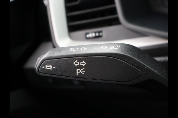 Audi A1 Sportback 25 TFSI + SFEERVERLICHTING | APPLE CARPLAY | VIRTUAL COCKPIT | SPORTSTOELEN | STOELVERW.