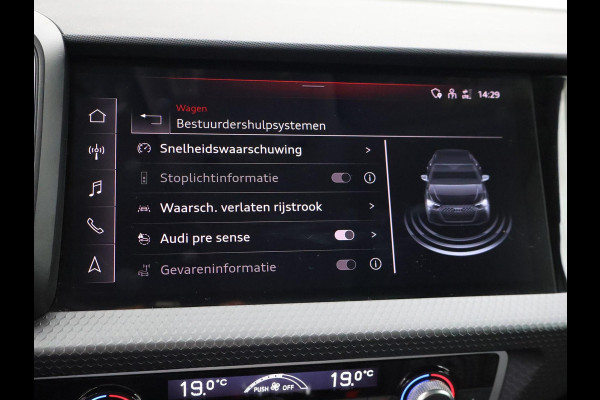 Audi A1 Sportback 25 TFSI + SFEERVERLICHTING | APPLE CARPLAY | VIRTUAL COCKPIT | SPORTSTOELEN | STOELVERW.