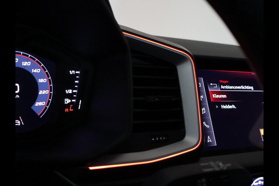 Audi A1 Sportback 25 TFSI + SFEERVERLICHTING | APPLE CARPLAY | VIRTUAL COCKPIT | SPORTSTOELEN | STOELVERW.