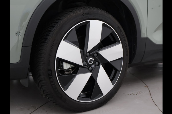 Volvo C40 RECHARGE TWIN ULTIMATE 78 kWh 408 PK SAGE GREEN + ELEK. TREKHAAK | 20 INCH | PANORAMA | PILOT ASSIST | ACC | HK