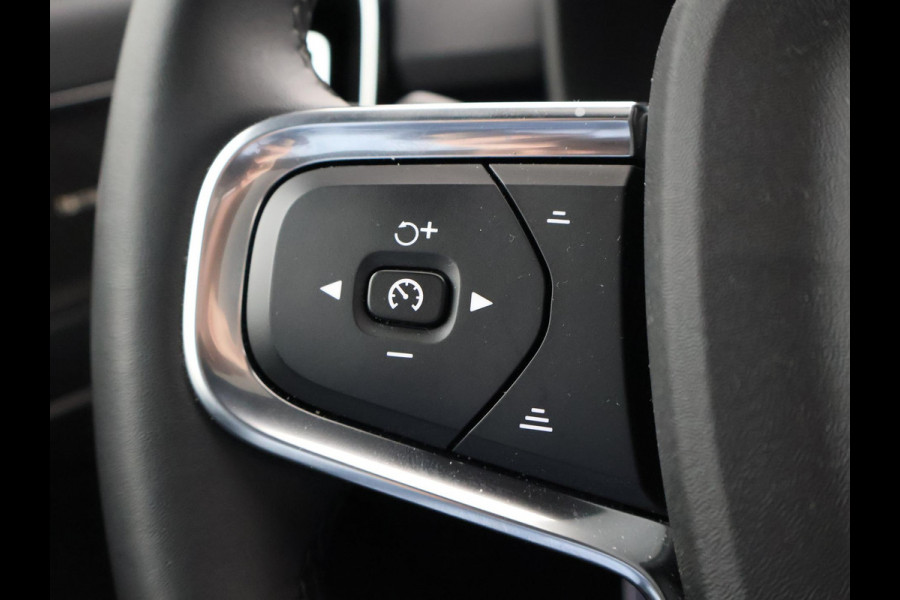 Volvo C40 RECHARGE TWIN ULTIMATE 78 kWh 408 PK SAGE GREEN + ELEK. TREKHAAK | 20 INCH | PANORAMA | PILOT ASSIST | ACC | HK