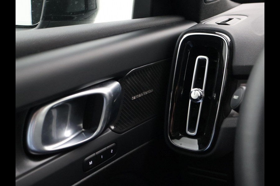 Volvo C40 RECHARGE TWIN ULTIMATE 78 kWh 408 PK SAGE GREEN + ELEK. TREKHAAK | 20 INCH | PANORAMA | PILOT ASSIST | ACC | HK