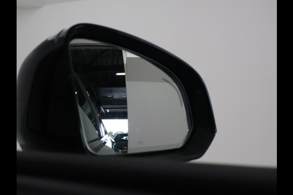 Volvo C40 RECHARGE TWIN ULTIMATE 78 kWh 408 PK SAGE GREEN + ELEK. TREKHAAK | 20 INCH | PANORAMA | PILOT ASSIST | ACC | HK