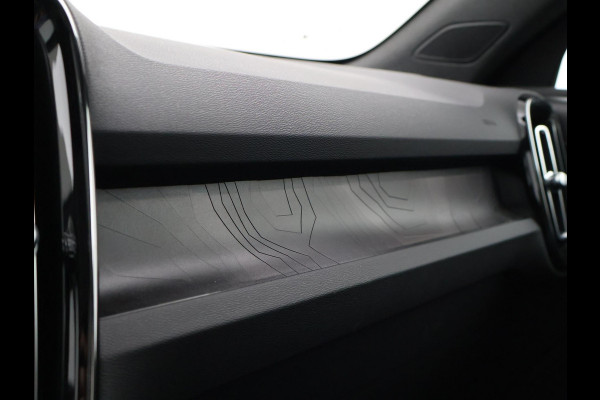 Volvo C40 RECHARGE TWIN ULTIMATE 78 kWh 408 PK SAGE GREEN + ELEK. TREKHAAK | 20 INCH | PANORAMA | PILOT ASSIST | ACC | HK