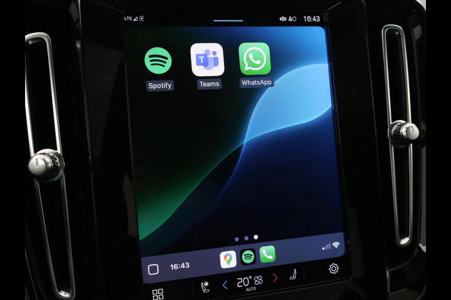 Volvo C40 RECHARGE TWIN ULTIMATE 78 kWh 408 PK SAGE GREEN + ELEK. TREKHAAK | 20 INCH | PANORAMA | PILOT ASSIST | ACC | HK