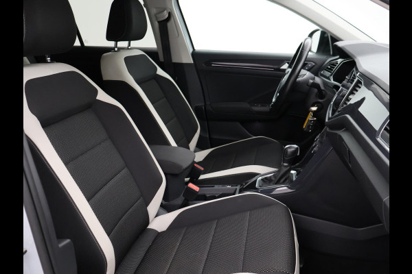 Volkswagen T-Roc 1.5 TSI 150 PK DSG SPORT BTW + TREKHAAK | VIRTUAL COCKPIT | CAMERA | ADAPTIVE CRUISE | CARPLAY