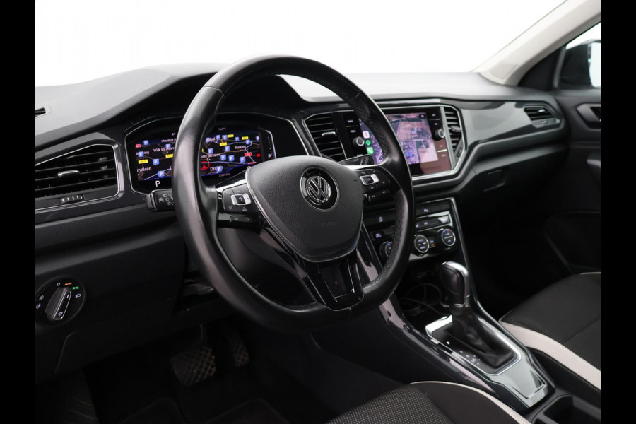 Volkswagen T-Roc 1.5 TSI 150 PK DSG SPORT BTW + TREKHAAK | VIRTUAL COCKPIT | CAMERA | ADAPTIVE CRUISE | CARPLAY
