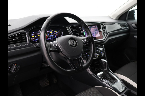 Volkswagen T-Roc 1.5 TSI 150 PK DSG SPORT BTW + TREKHAAK | VIRTUAL COCKPIT | CAMERA | ADAPTIVE CRUISE | CARPLAY