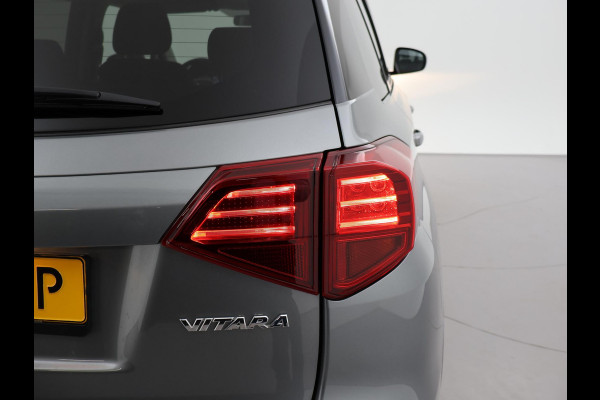 Suzuki Vitara 1.0 BOOSTERJET SELECT TWO-TONE + CAMERA | APPLE CARPLAY | DAB | STOELVERWARMING