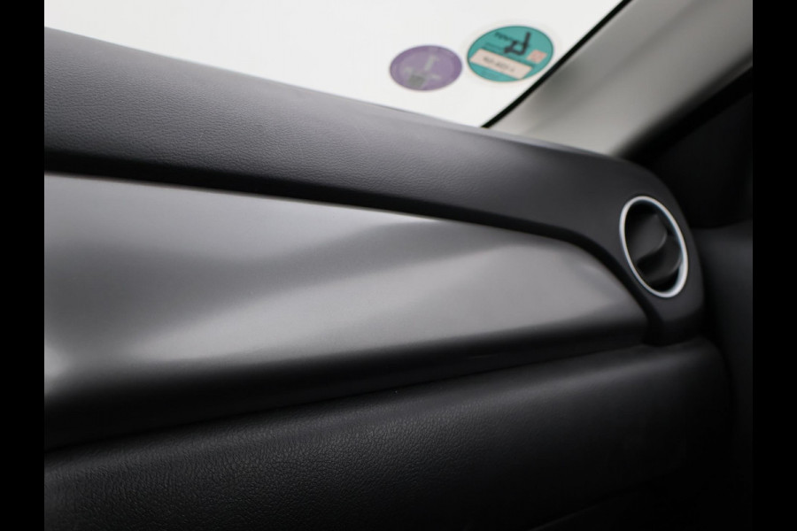 Suzuki Vitara 1.0 BOOSTERJET SELECT TWO-TONE + CAMERA | APPLE CARPLAY | DAB | STOELVERWARMING