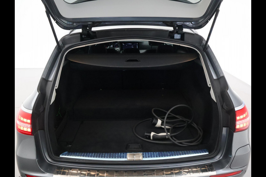 Mercedes-Benz E-Klasse Estate 300 e 320 PK AMG LINE + BURMESTER | AFN. TREKHAAK | 19 INCH AMG | SCHUIFDAK | STANDKACHEL | DISTRONIC+