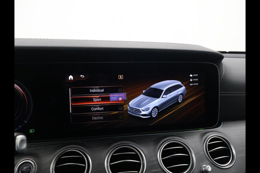 Mercedes-Benz E-Klasse Estate 300 e 320 PK AMG LINE + BURMESTER | AFN. TREKHAAK | 19 INCH AMG | SCHUIFDAK | STANDKACHEL | DISTRONIC+