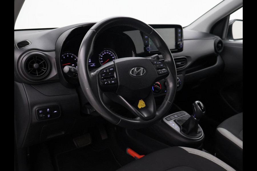 Hyundai i10 1.0 AUTOMAAT COMFORT 5-ZITS + APPLE CARPLAY | DAB+ | CRUISE CONTROL | TWO-TONE WIT/ZWART