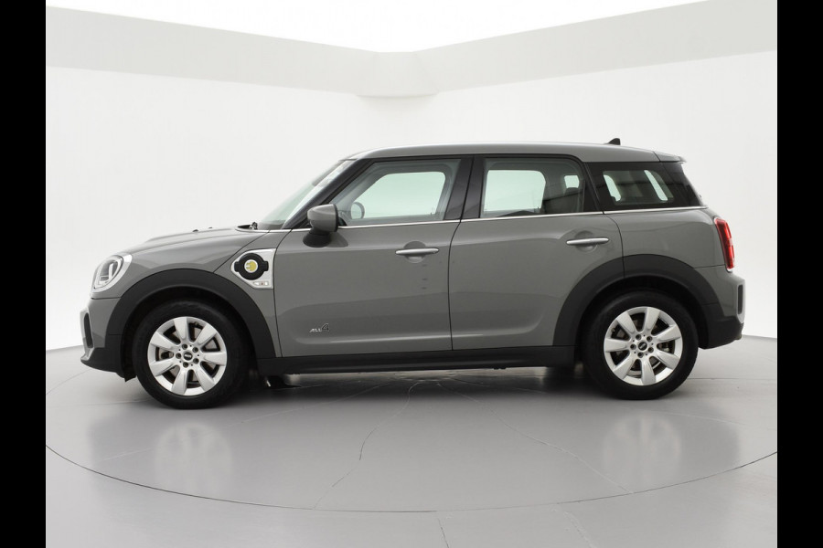 MINI Countryman 2.0 COOPER S E ALL4 PLUG-IN HYBRID 220 PK MOONWALK GREY + UNION JACK ACHTERLICHTEN | LED