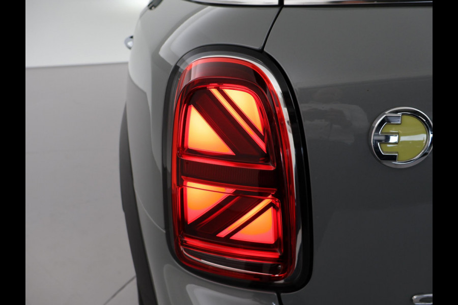MINI Countryman 2.0 COOPER S E ALL4 PLUG-IN HYBRID 220 PK MOONWALK GREY + UNION JACK ACHTERLICHTEN | LED