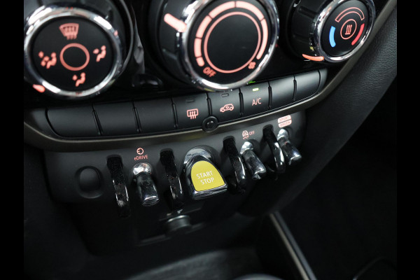 MINI Countryman 2.0 COOPER S E ALL4 PLUG-IN HYBRID 220 PK MOONWALK GREY + UNION JACK ACHTERLICHTEN | LED