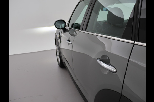 MINI Countryman 2.0 COOPER S E ALL4 PLUG-IN HYBRID 220 PK MOONWALK GREY + UNION JACK ACHTERLICHTEN | LED