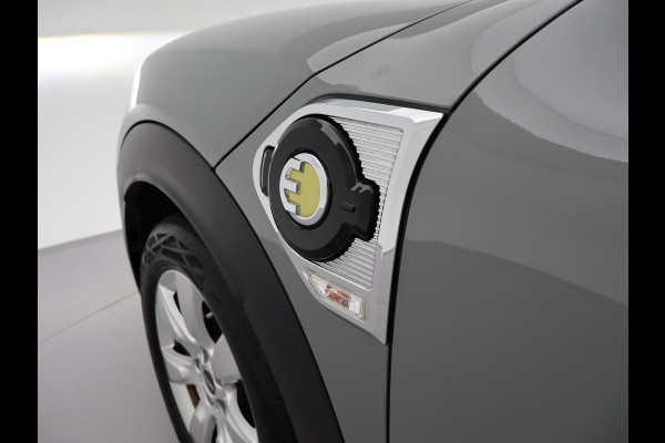 MINI Countryman 2.0 COOPER S E ALL4 PLUG-IN HYBRID 220 PK MOONWALK GREY + UNION JACK ACHTERLICHTEN | LED