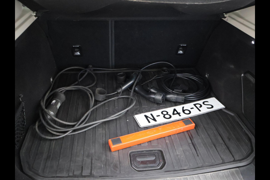 Lynk & Co 01 1.5 261 PK HYBRID AUT. + TREKHAAK 1800 KG | PREMIUM AUDIO | OPEN DAK | ADAPTIVE CRUISE | 20 INCH LMV