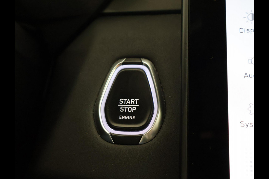 Lynk & Co 01 1.5 261 PK HYBRID AUT. + TREKHAAK 1800 KG | PREMIUM AUDIO | OPEN DAK | ADAPTIVE CRUISE | 20 INCH LMV