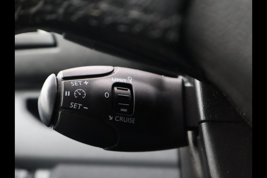 Toyota ProAce Worker 2.0 D-4D LONG + 2 SCHUIFDEUREN | LEDER | STOELVERW. | NAVIGATIE | TREKHAAK