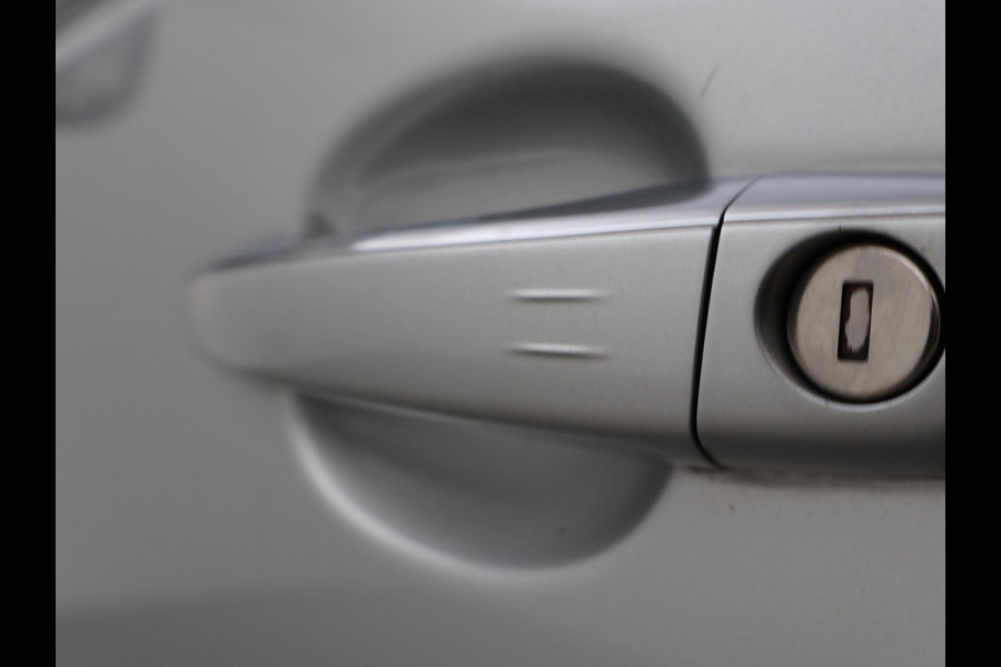 Toyota ProAce Worker 2.0 D-4D LONG + 2 SCHUIFDEUREN | LEDER | STOELVERW. | NAVIGATIE | TREKHAAK