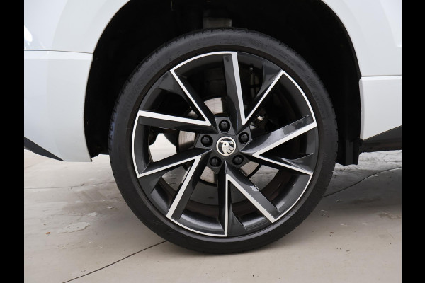Škoda Karoq 1.5 TSI 150 PK DSG AUT. SPORTLINE + 19 INCH | VIRTUAL COCKPIT | ADAPTIVE CRUISE | ELEK. TREKHAAK | SFEERVERLICHTING | CANTON