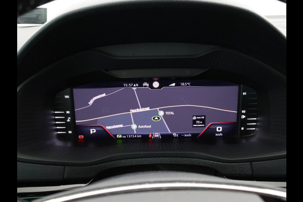 Škoda Karoq 1.5 TSI 150 PK DSG AUT. SPORTLINE + 19 INCH | VIRTUAL COCKPIT | ADAPTIVE CRUISE | ELEK. TREKHAAK | SFEERVERLICHTING | CANTON