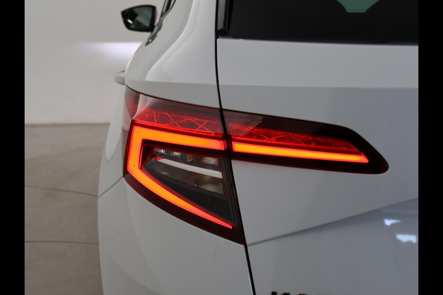 Škoda Karoq 1.5 TSI 150 PK DSG AUT. SPORTLINE + 19 INCH | VIRTUAL COCKPIT | ADAPTIVE CRUISE | ELEK. TREKHAAK | SFEERVERLICHTING | CANTON