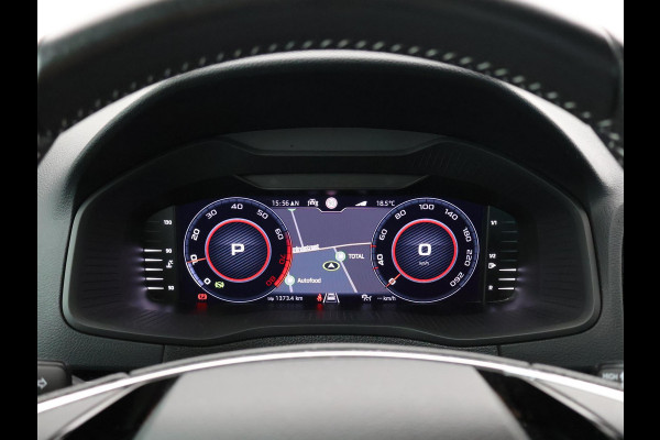 Škoda Karoq 1.5 TSI 150 PK DSG AUT. SPORTLINE + 19 INCH | VIRTUAL COCKPIT | ADAPTIVE CRUISE | ELEK. TREKHAAK | SFEERVERLICHTING | CANTON