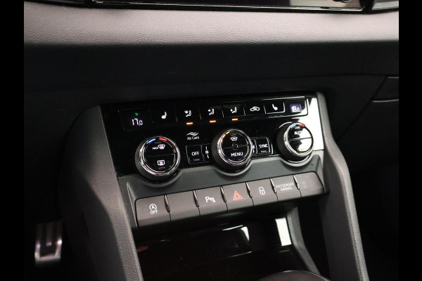 Škoda Karoq 1.5 TSI 150 PK DSG AUT. SPORTLINE + 19 INCH | VIRTUAL COCKPIT | ADAPTIVE CRUISE | ELEK. TREKHAAK | SFEERVERLICHTING | CANTON