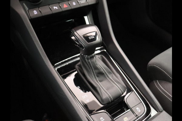 Škoda Karoq 1.5 TSI 150 PK DSG AUT. SPORTLINE + 19 INCH | VIRTUAL COCKPIT | ADAPTIVE CRUISE | ELEK. TREKHAAK | SFEERVERLICHTING | CANTON