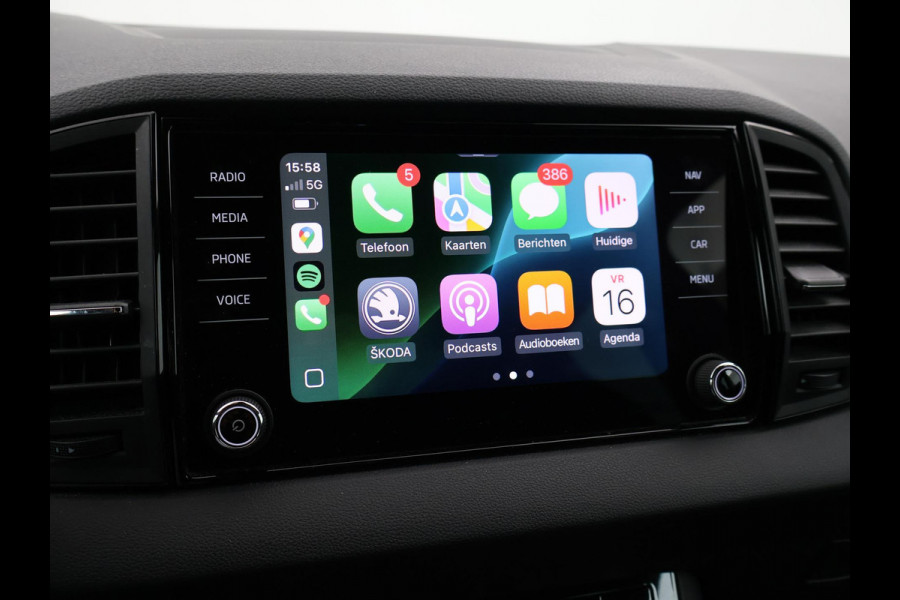 Škoda Karoq 1.5 TSI 150 PK DSG AUT. SPORTLINE + 19 INCH | VIRTUAL COCKPIT | ADAPTIVE CRUISE | ELEK. TREKHAAK | SFEERVERLICHTING | CANTON