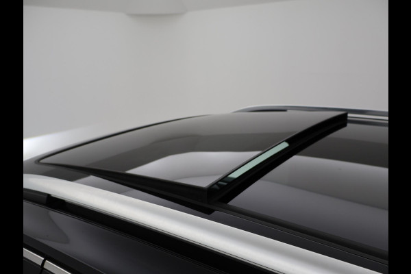 Volkswagen Tiguan Allspace 1.5 TSI R-LINE INTERIEUR + EXTERIEUR | VIRTUAL COCKPIT | TREKHAAK | PANORAMA | ADAPTIVE CRUISE