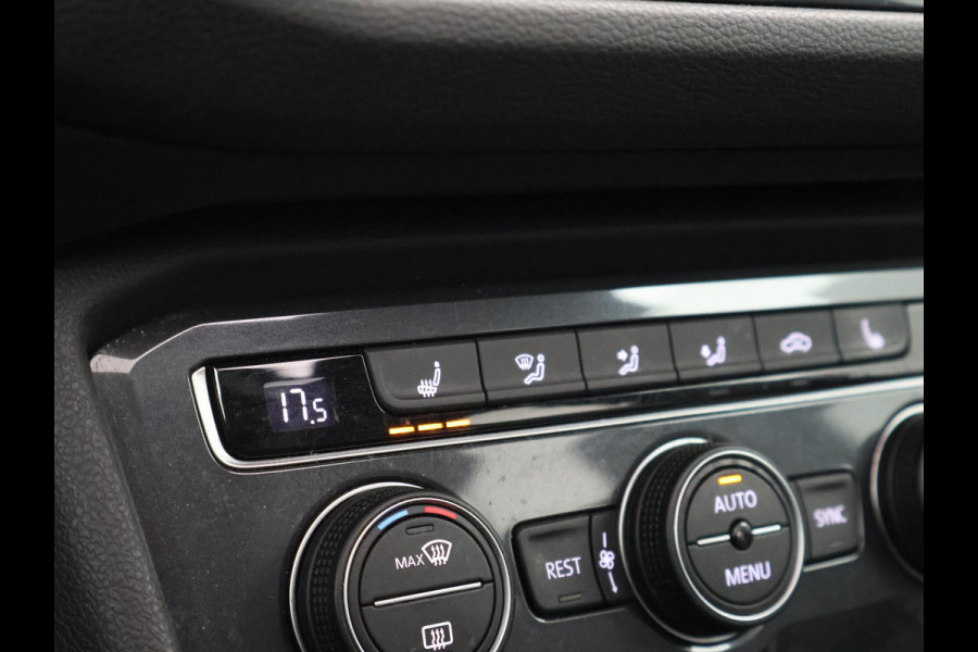 Volkswagen Tiguan Allspace 1.5 TSI R-LINE INTERIEUR + EXTERIEUR | VIRTUAL COCKPIT | TREKHAAK | PANORAMA | ADAPTIVE CRUISE